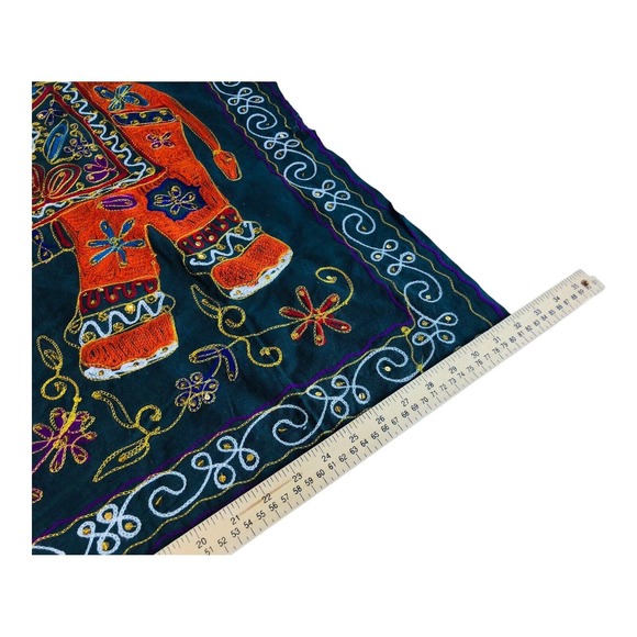 3070 boho tablecloth Runner sequin embroidered - Picture 3 of 5